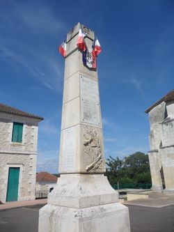 Basillac Monument aux morts.JPG