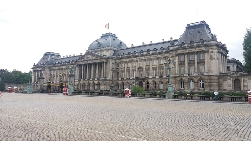 Fichier:Palais Bruxelles 2016.jpg