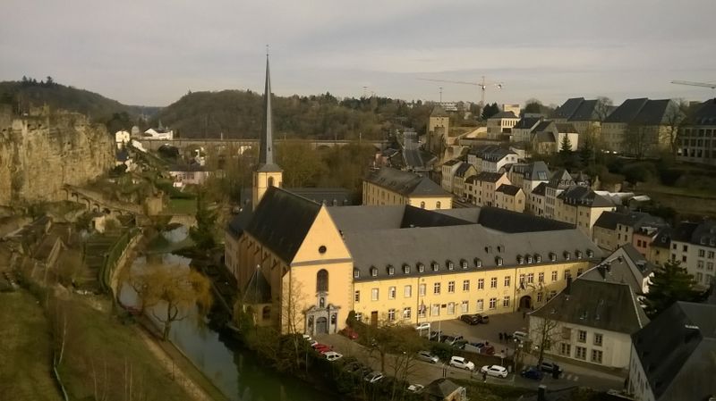 Fichier:Eglise Saint-Jean-du-Grund de Luxembourg.jpg