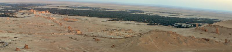 Fichier:Palmyre - panorama.jpg