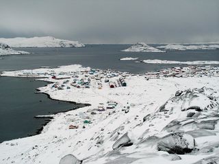 Nanortalik, ville du sud du Groenland, en plein mois de décembre.