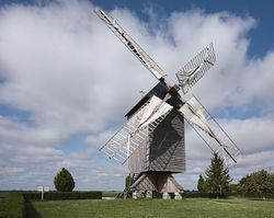 Windmill-Talcy-Loir-et-Cher.jpg