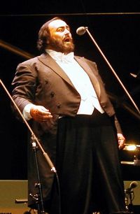 Luciano Pavarotti en 2002.